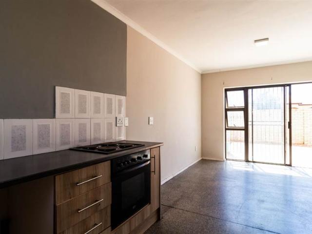 2 Bedroom House in Charleston Hill