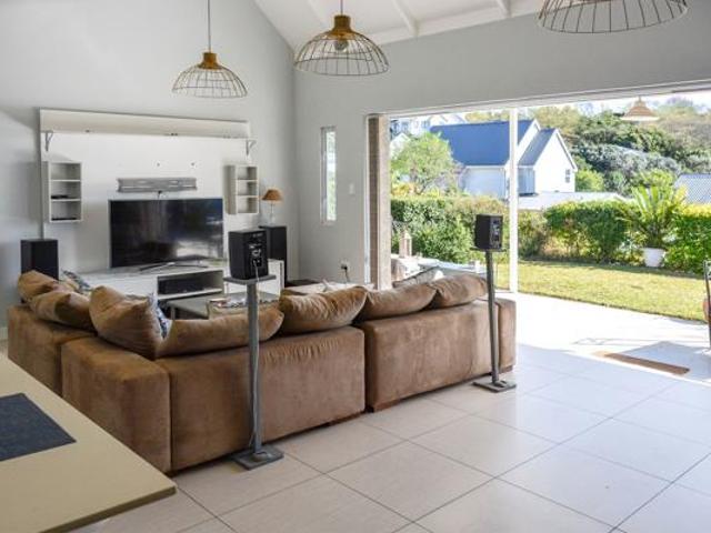 2 Bedroom House in Clarendon