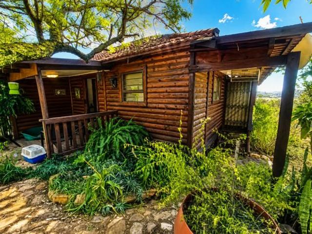2 Bedroom House in Cullinan Outlying