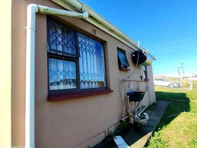 2 Bedroom House in Amalinda