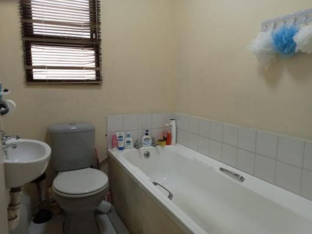 2 Bedroom House in Amalinda