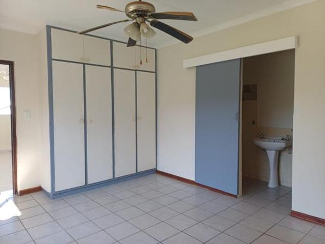 2 Bedroom House in Amanzimtoti