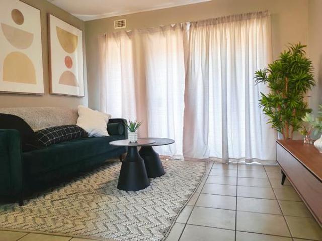 2 Bedroom House in Amberfield