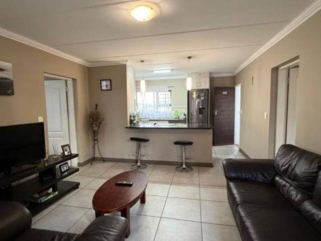 2 Bedroom House in Amberfield