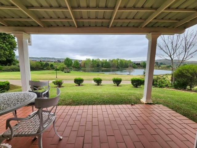 2 Bedroom House in Amberglen