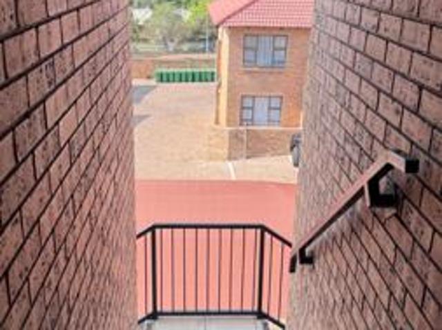 2 Bedroom House in Aerorand