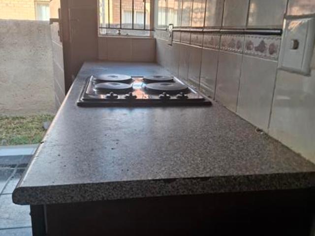 2 Bedroom House in African Jewel