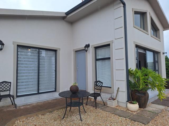 2 Bedroom House in Albertinia