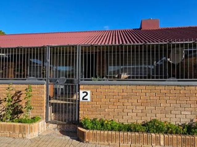 2 Bedroom House in Albertinia