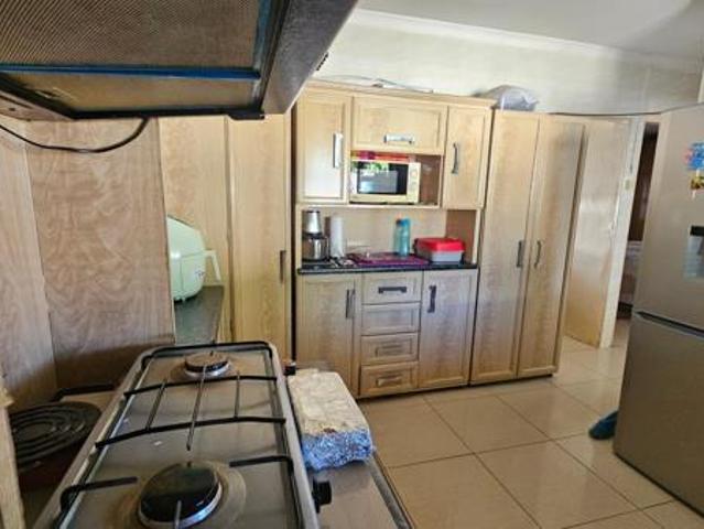 2 Bedroom House in Aloe Park