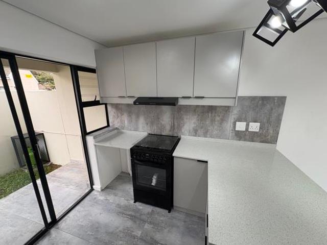 2 Bedroom House in Bothasig