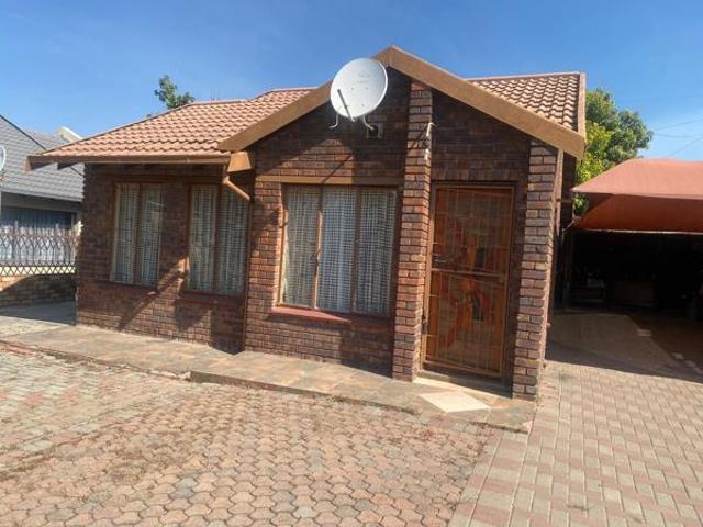 2 Bedroom House in Boitekong