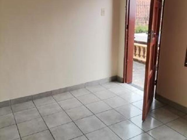 2 Bedroom House in Bombay Heights