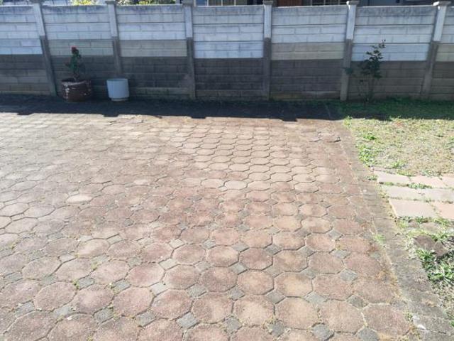 2 Bedroom House in Bombay Heights