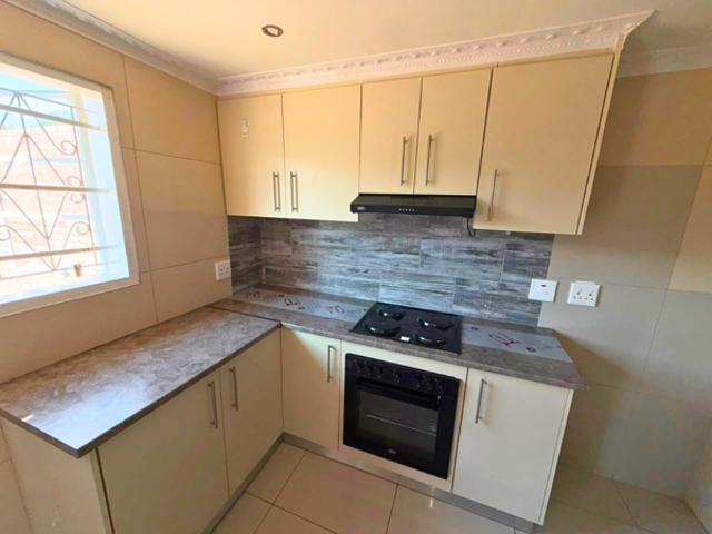2 Bedroom House in Bombay Heights