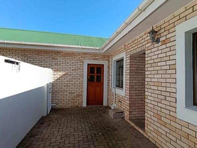 2 Bedroom House in Bonnievale