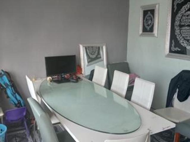 2 Bedroom House in Bonteheuwel