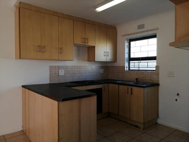 2 Bedroom House in Bardale Village