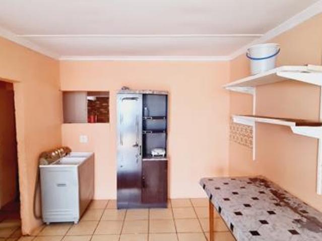 2 Bedroom House in Bethelsdorp