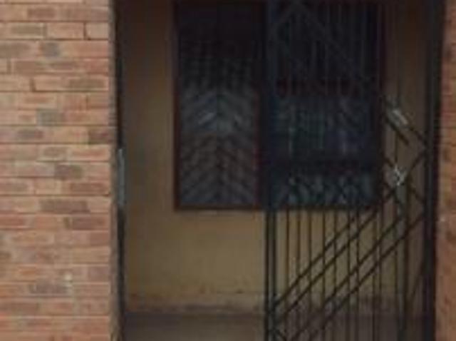 2 Bedroom House in Bethelsdorp