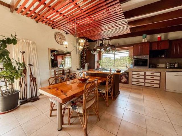 2 Bedroom House in Bettys Bay