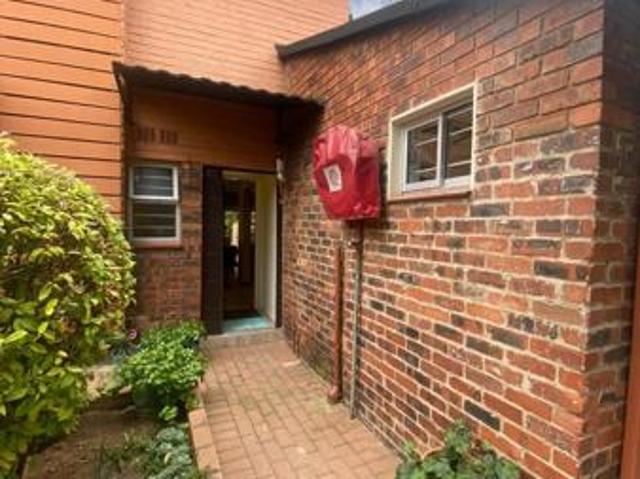2 Bedroom House in Bedford Gardens