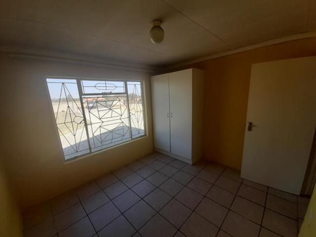2 Bedroom House in Bedworth Park