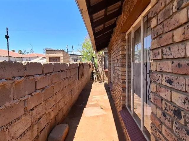 2 Bedroom House in Bela Warmbaths