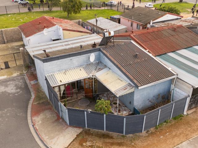 2 Bedroom House in Belhar