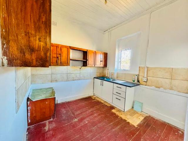 2 Bedroom House in Bellevue