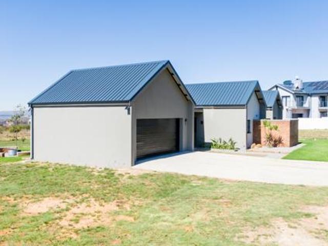 2 Bedroom House in Berg en Dal