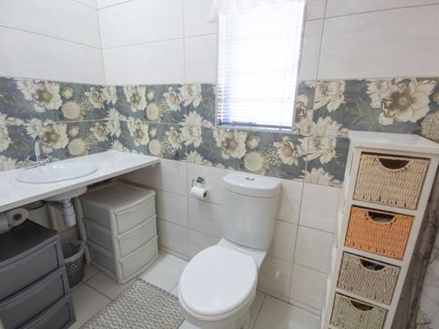 2 Bedroom House in Bergsig