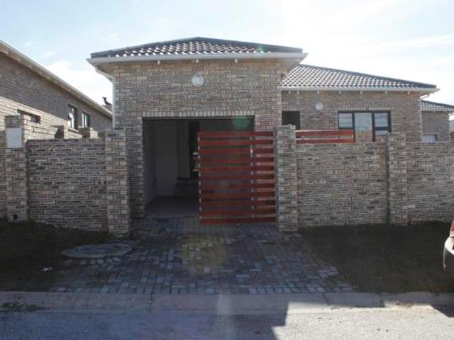 2 Bedroom House in Bluewater Bay