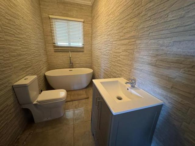 2 Bedroom House in Bluff