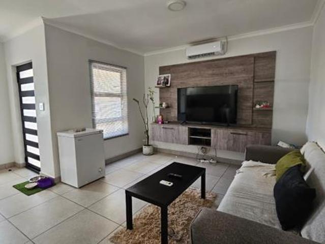 2 Bedroom House in Blydeville