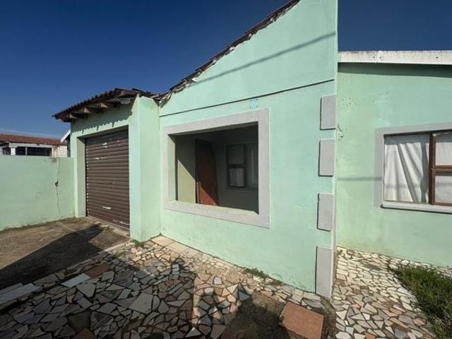 2 Bedroom House in Bloemendal