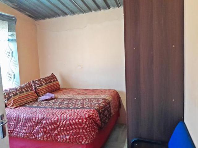 2 Bedroom House in Bloemfontein Central