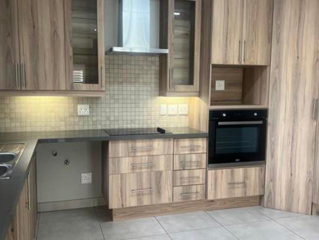 2 Bedroom House in Bloemfontein Central