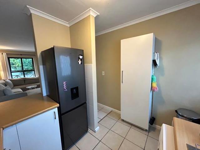 2 Bedroom House in Blouberg Sands