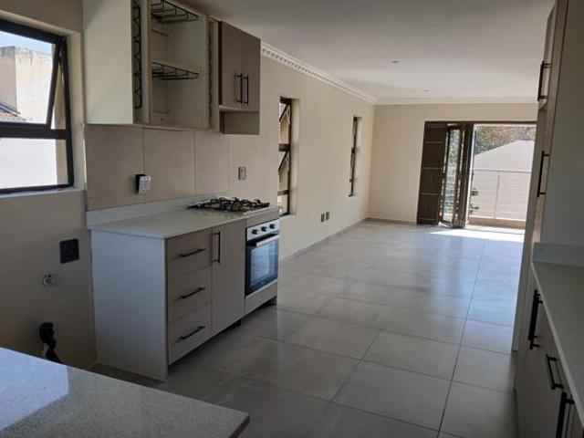 2 Bedroom House in Bloubosrand