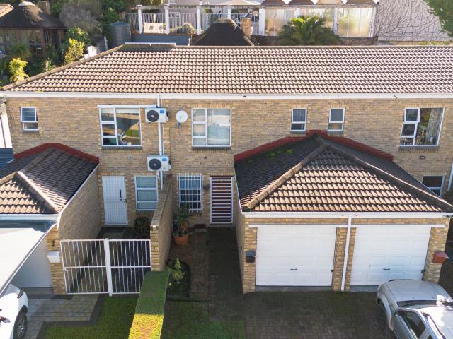 2 Bedroom House in Brackenfell South