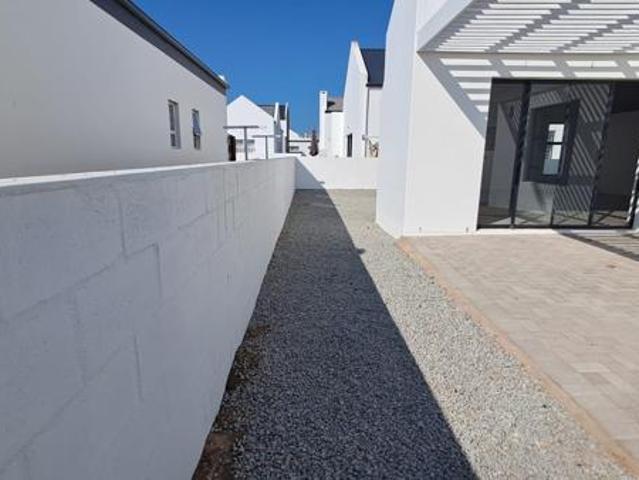 2 Bedroom House in Britannia Bay