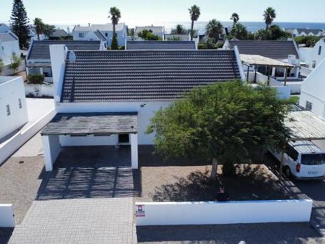 2 Bedroom House in Britannia Bay