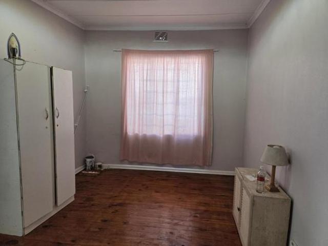 2 Bedroom House in Brooklyn