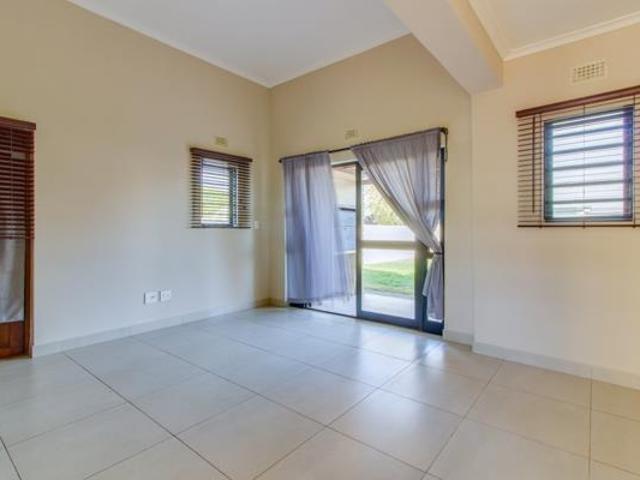 2 Bedroom House in Buh Rein Estate