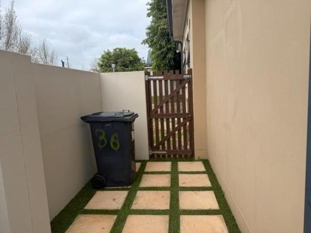 2 Bedroom House in Buh Rein Estate