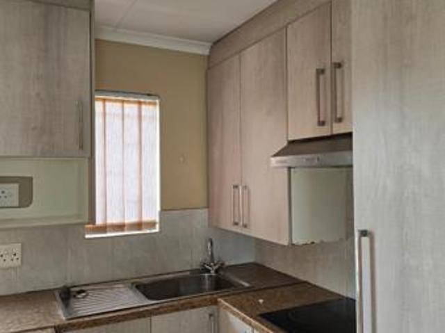 2 Bedroom House in Golden Gardens