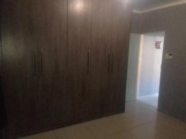2 Bedroom House in Golden Gardens