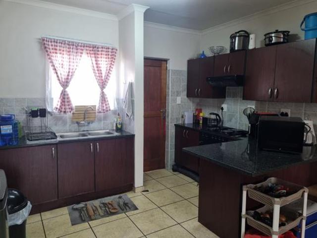 2 Bedroom House in Gholfsig