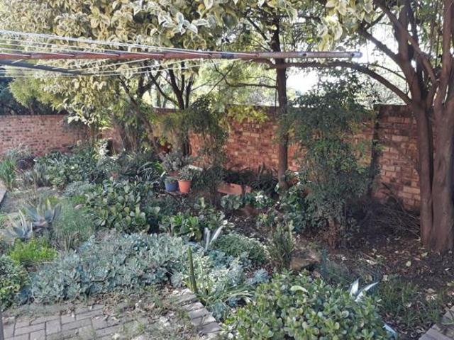 2 Bedroom House in Gholfsig